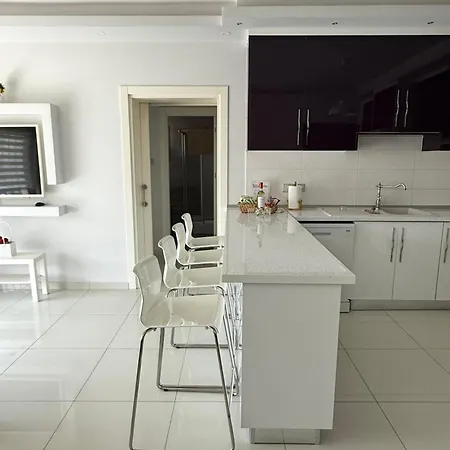 Nicosia's Diamond Апартаменты *