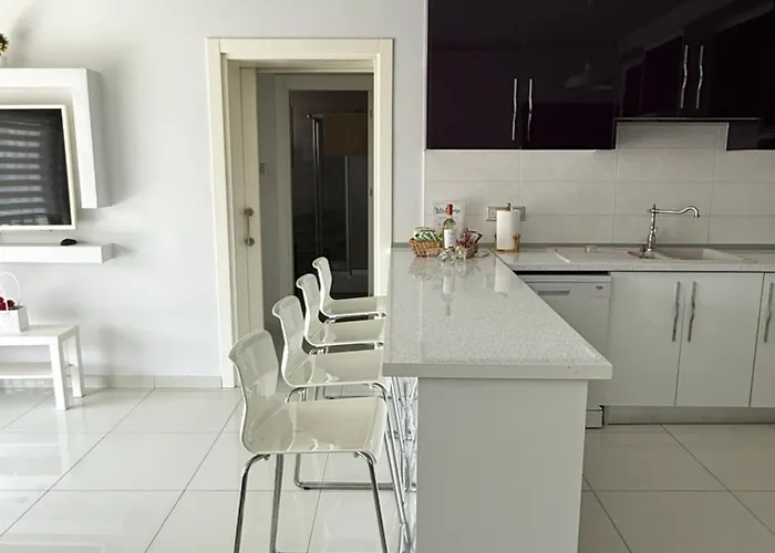 Nicosia's Diamond 公寓 *