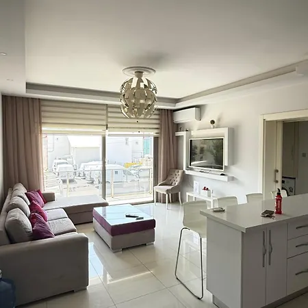 Nicosia's Diamond Apartment *